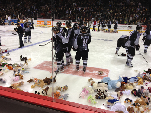 Giants Teddy Bear Toss 2011